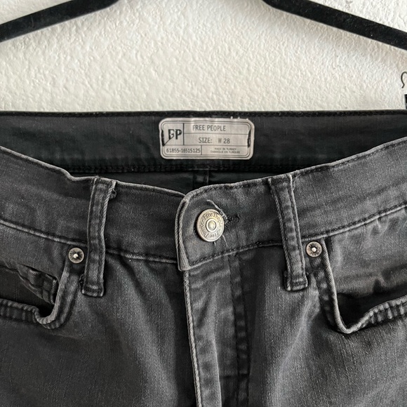 Free People | Destroyed Jeans - Picture 2 of 5